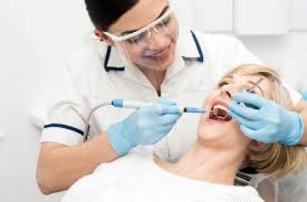 دکتر کاملیا علیجانی دندانپزشکان - 1
