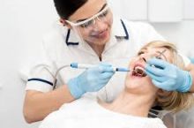 دکتر کاملیا علیجانی دندانپزشکان